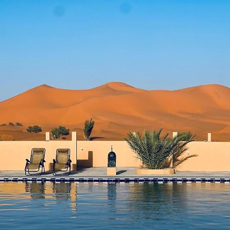 Hotel Camping Les Roses Des Dunes & Piscine Merzouga Luaran gambar