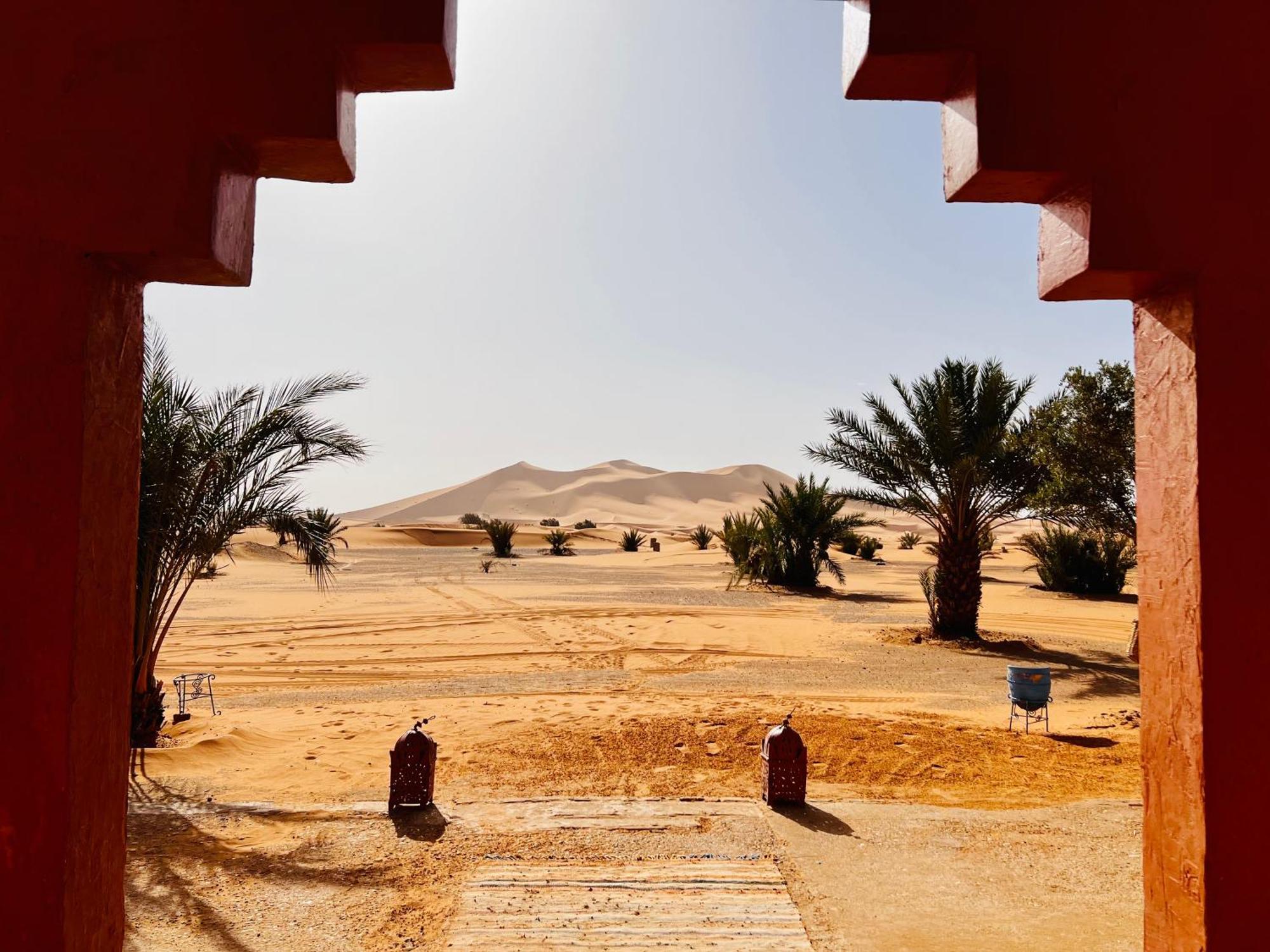 Hotel Camping Les Roses Des Dunes & Piscine Merzouga Luaran gambar