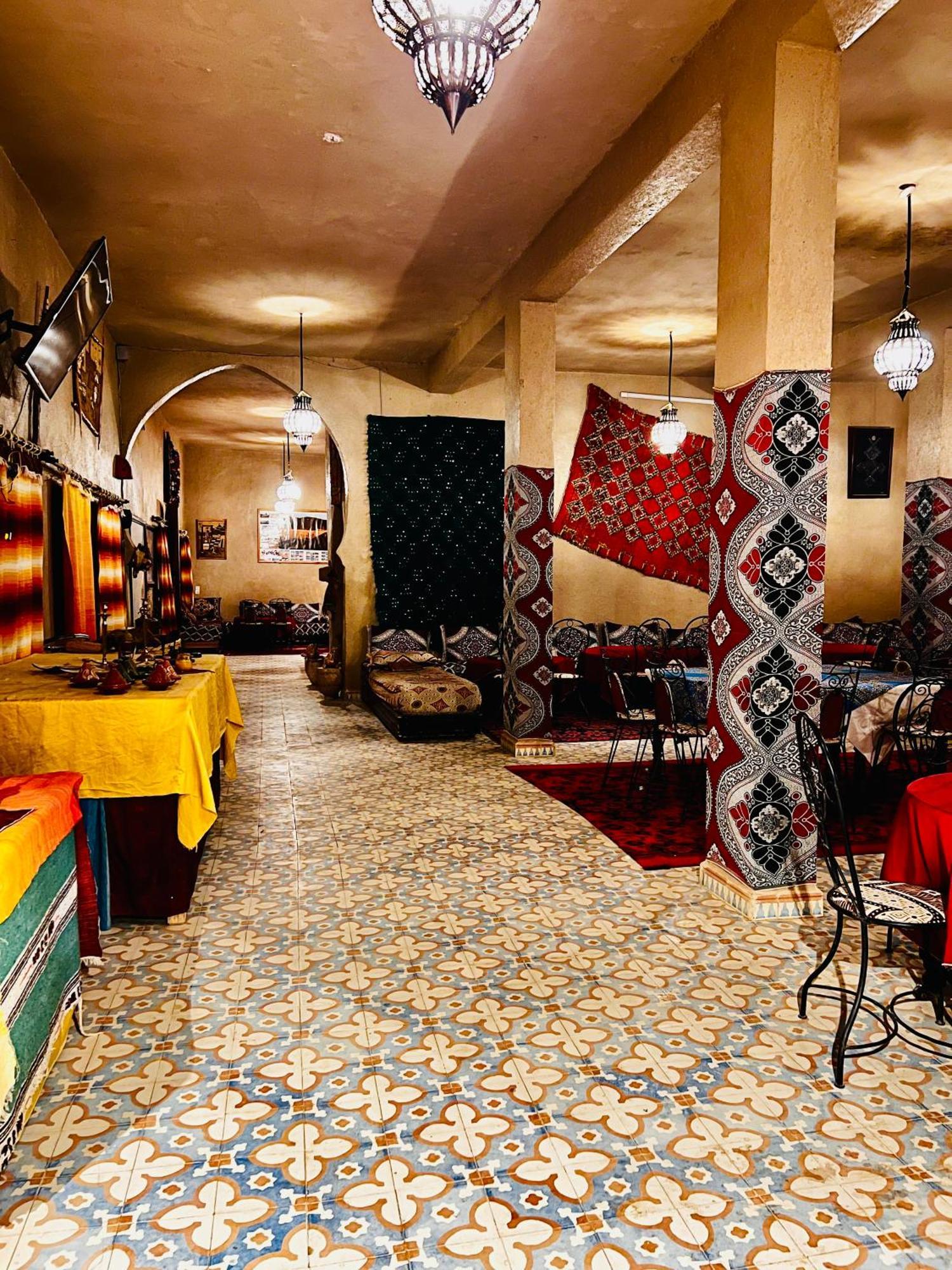 Hotel Camping Les Roses Des Dunes & Piscine Merzouga Luaran gambar