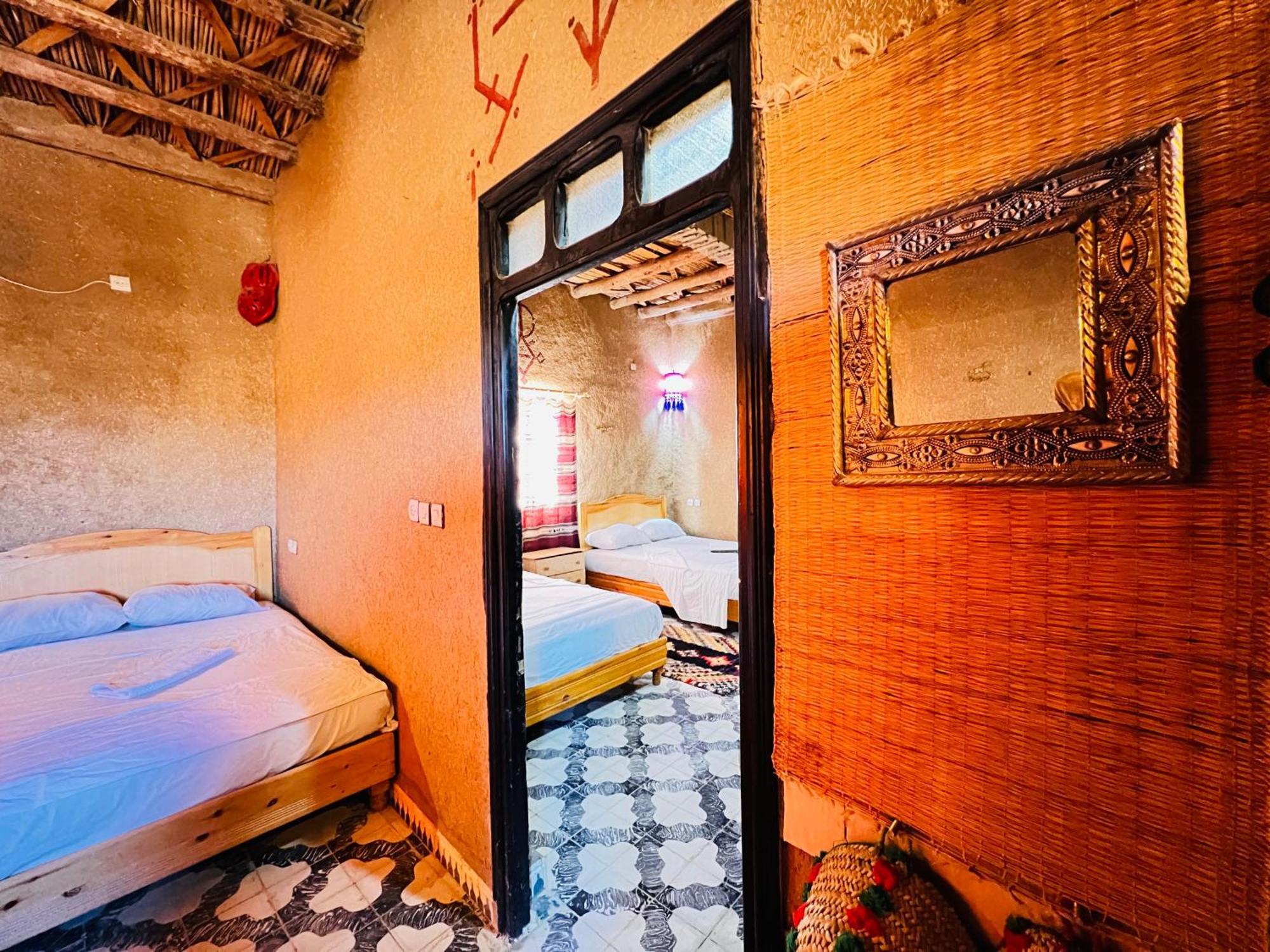 Hotel Camping Les Roses Des Dunes & Piscine Merzouga Luaran gambar