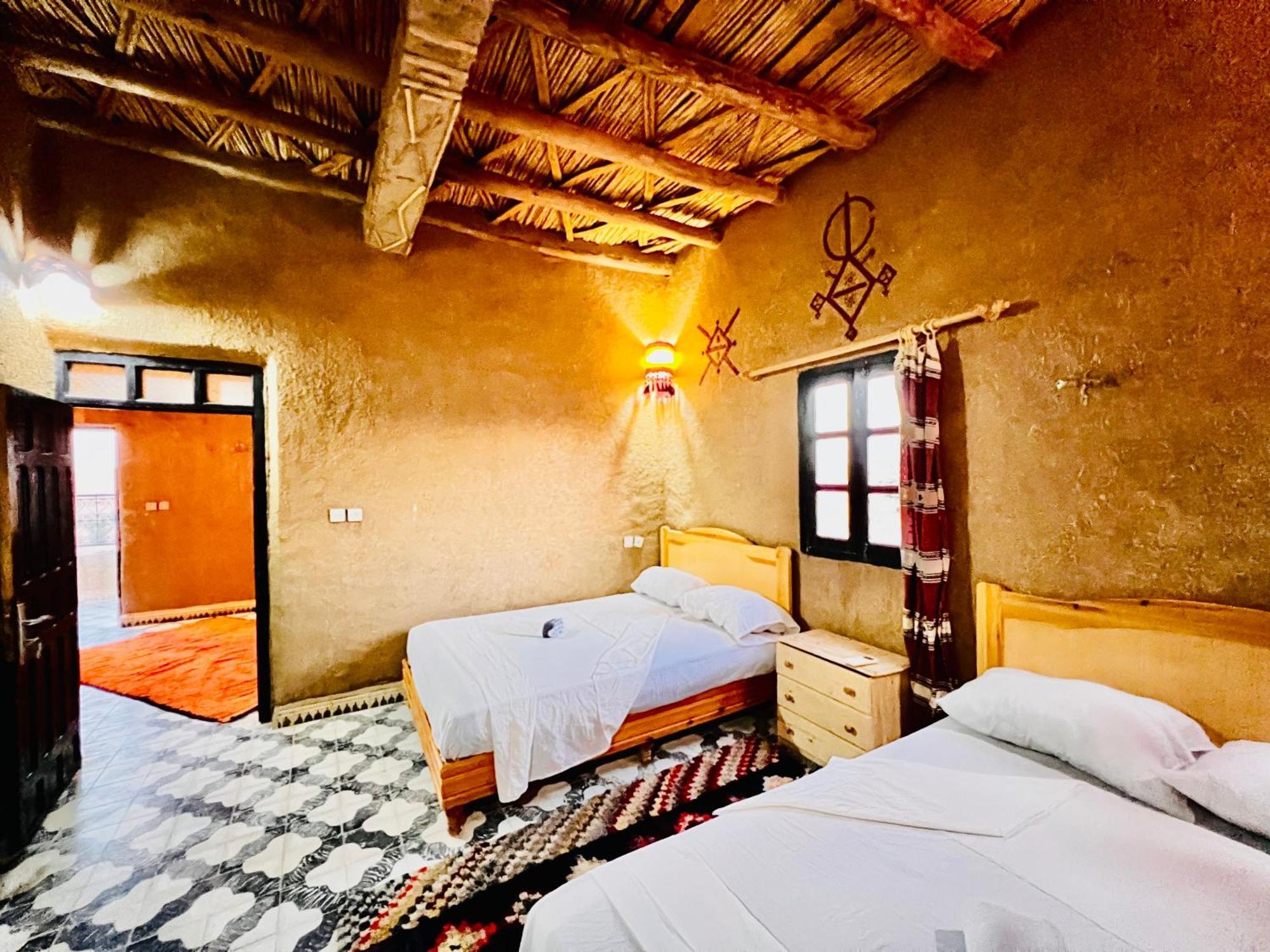 Hotel Camping Les Roses Des Dunes & Piscine Merzouga Luaran gambar