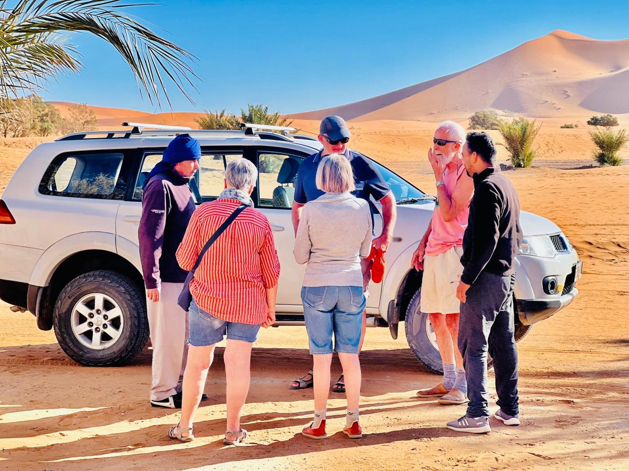 Hotel Camping Les Roses Des Dunes & Piscine Merzouga Luaran gambar
