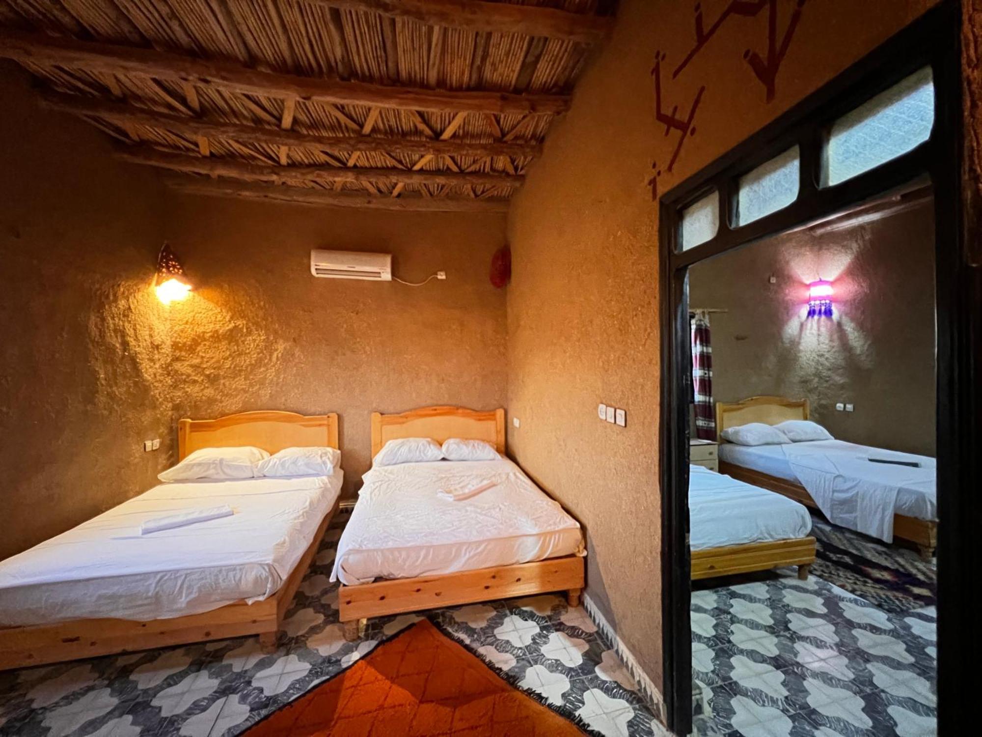 Hotel Camping Les Roses Des Dunes & Piscine Merzouga Luaran gambar