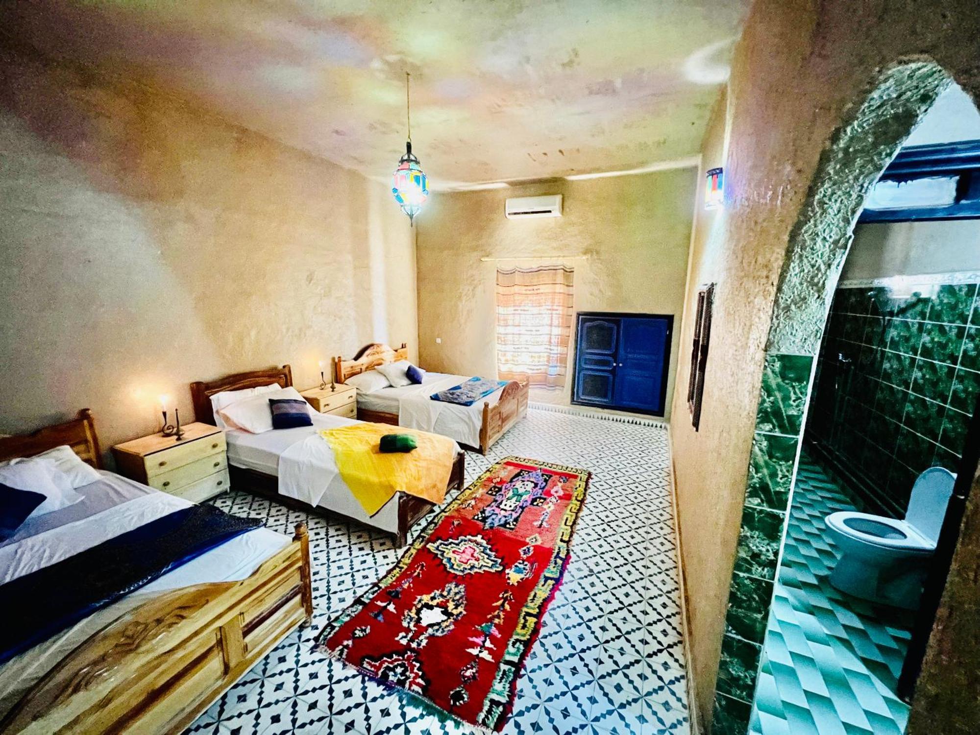 Hotel Camping Les Roses Des Dunes & Piscine Merzouga Luaran gambar