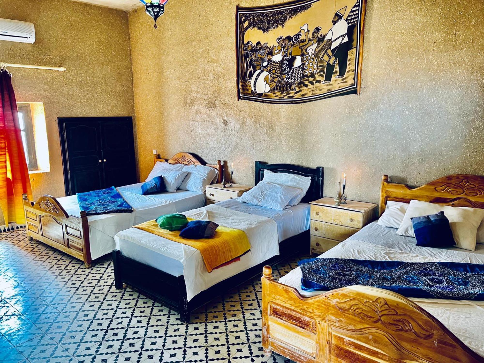 Hotel Camping Les Roses Des Dunes & Piscine Merzouga Luaran gambar