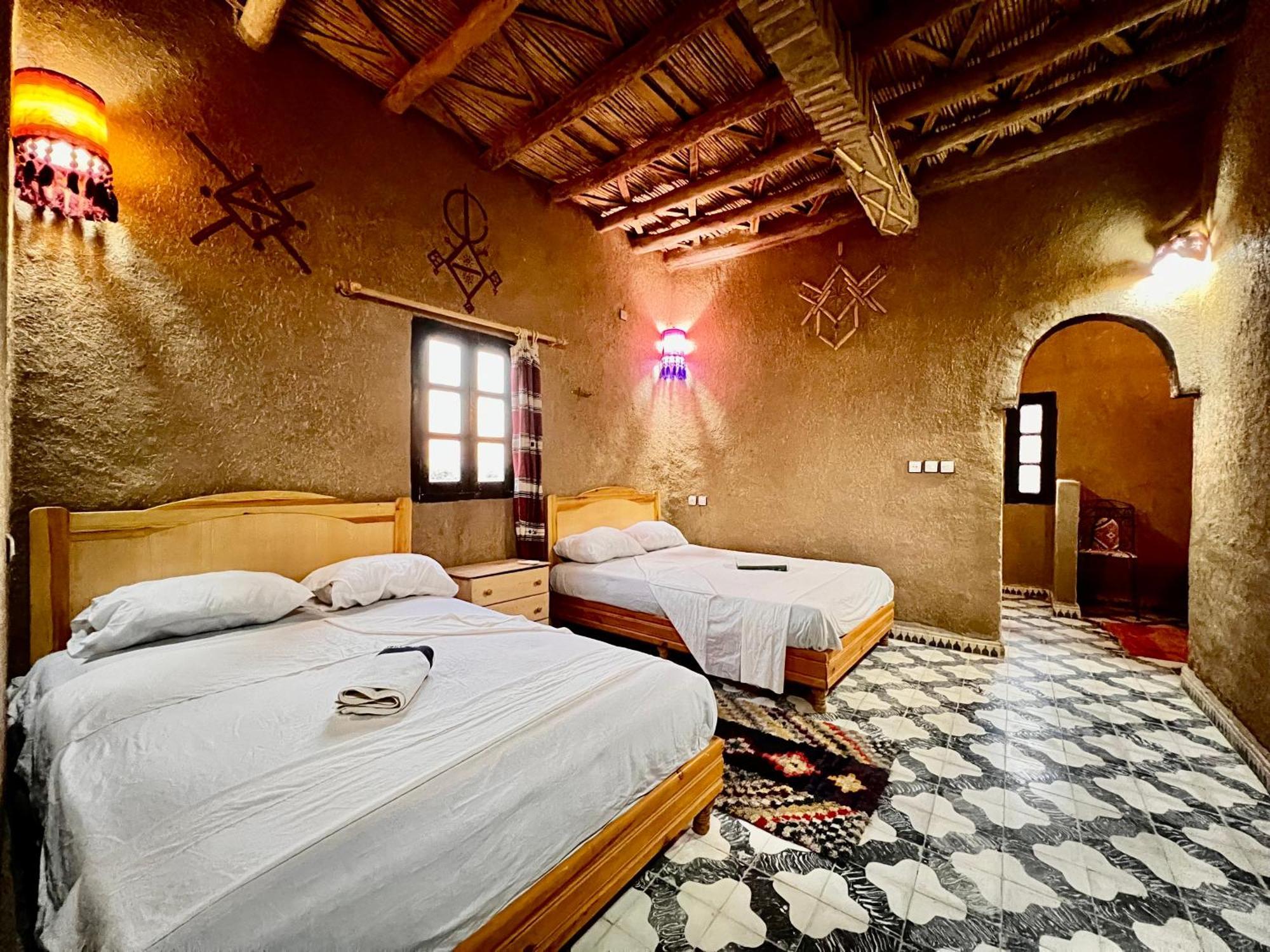 Hotel Camping Les Roses Des Dunes & Piscine Merzouga Luaran gambar