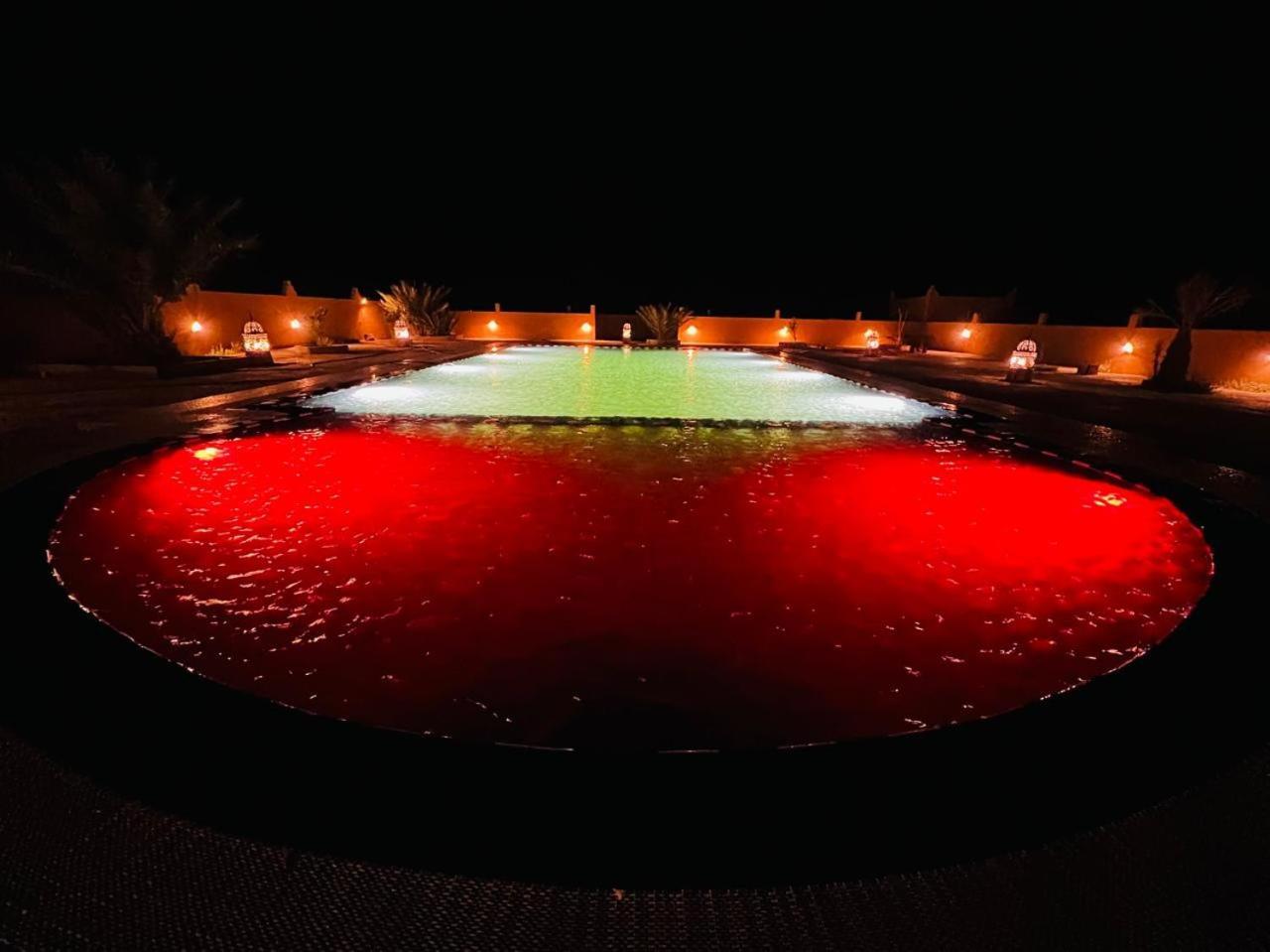 Hotel Camping Les Roses Des Dunes & Piscine Merzouga Luaran gambar