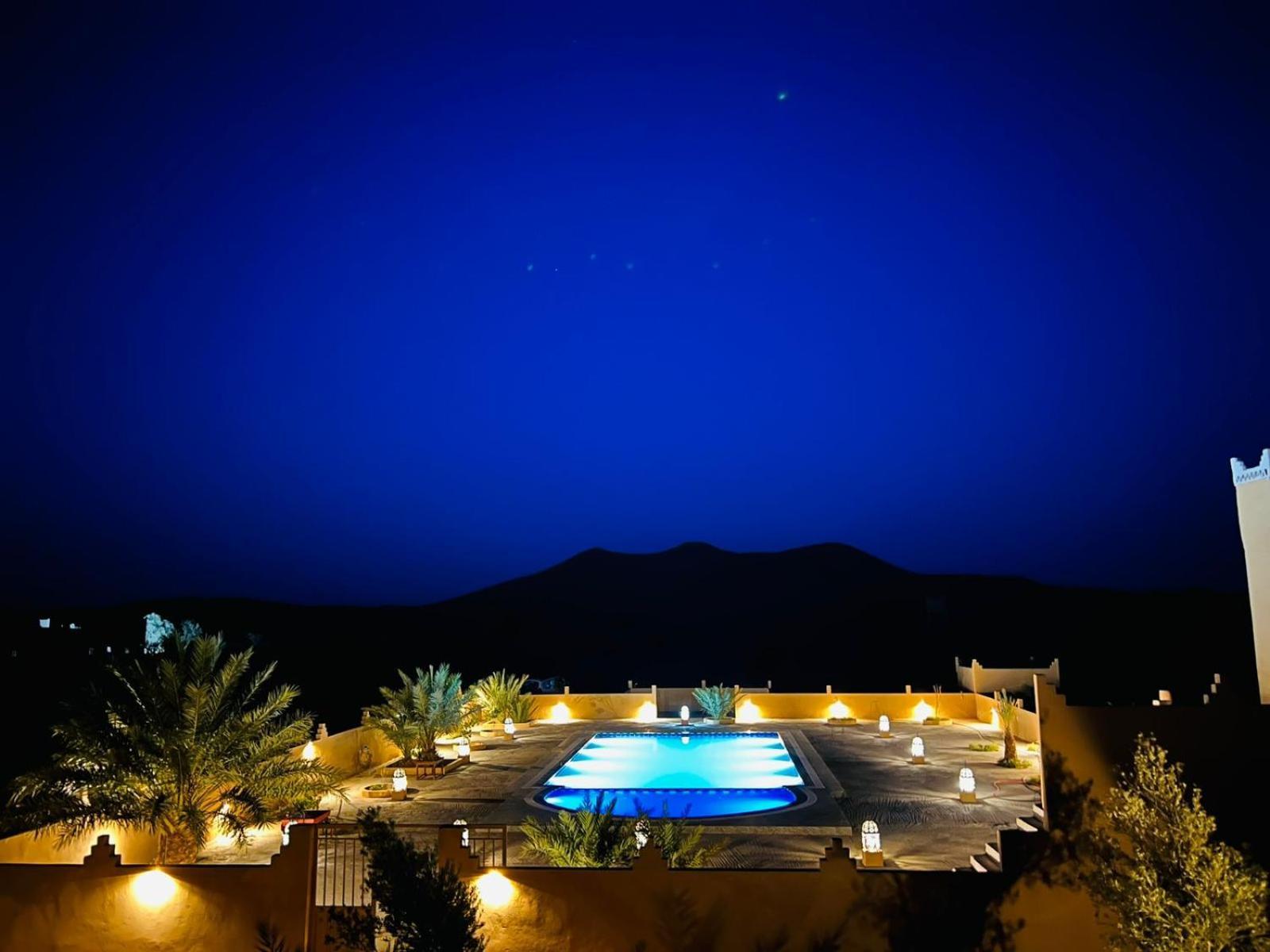 Hotel Camping Les Roses Des Dunes & Piscine Merzouga Luaran gambar